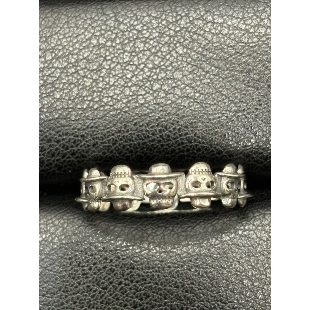 New Condition Sterling Silver Tiny Skulls Bowler Hats Ring 925 Size 10 G20